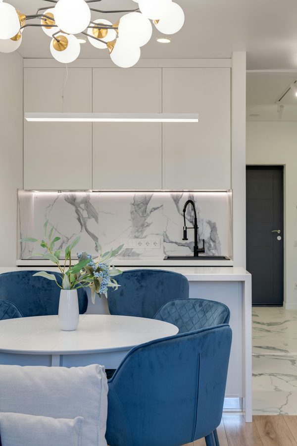 Table ronde extensible : l'alliée idéale des petits espaces